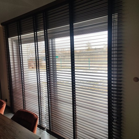 4f0ce166-5e69-4be6-a423-07d9889bc08b